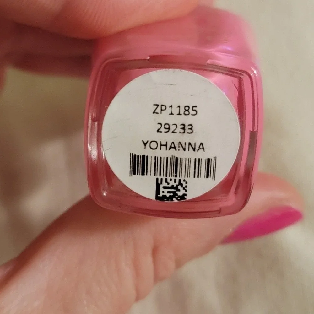 Zoya Nail Lacquer Lot 6 Boo Capri Paisley Loni Yohanna Candy Beachy Brights 2025